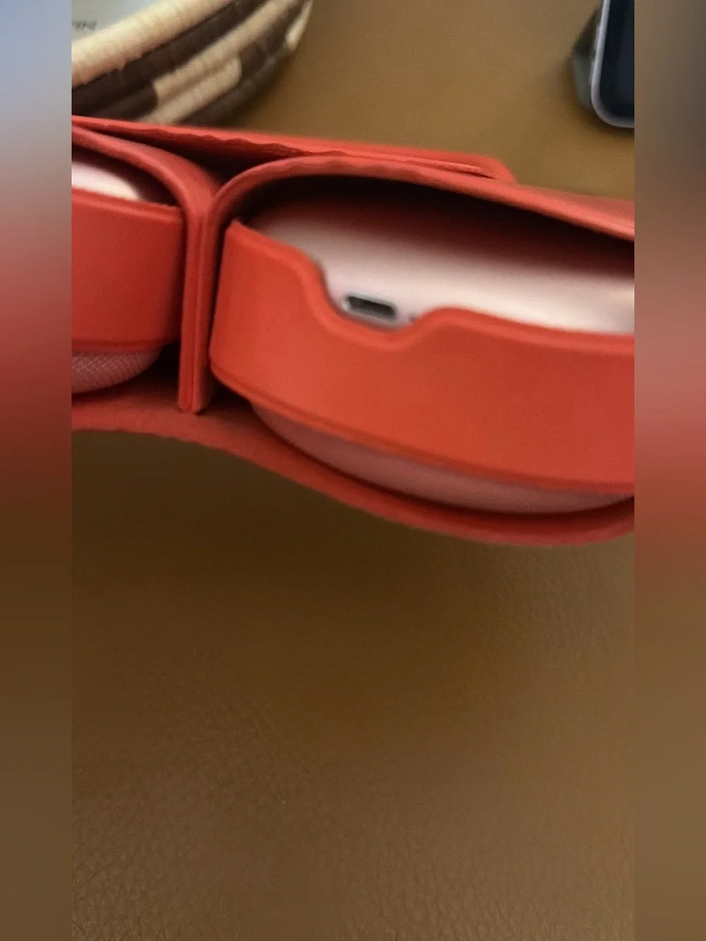Apple AirPods Max 1st Gen lightning